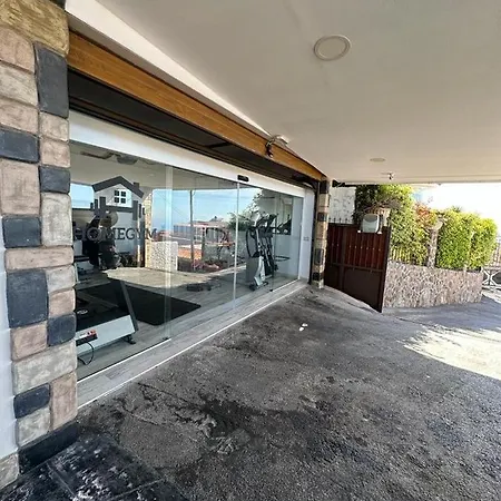 Tenerife Sur De Lujo Проживание в семье *